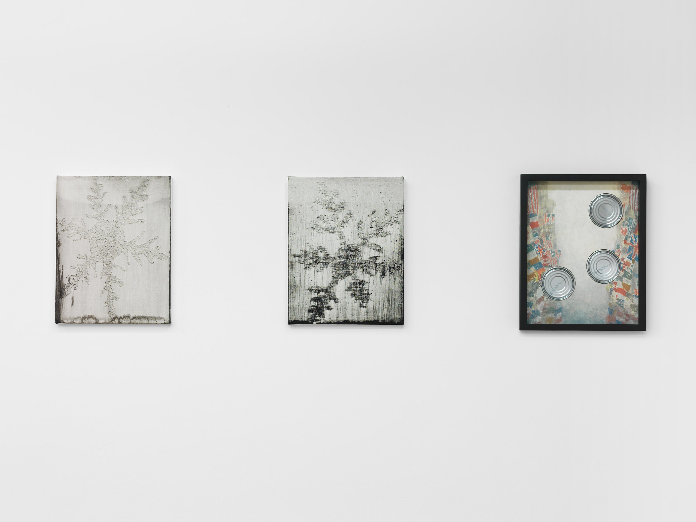 Installation view, Snowflake, Magenta Plains, New York, NY, 2018