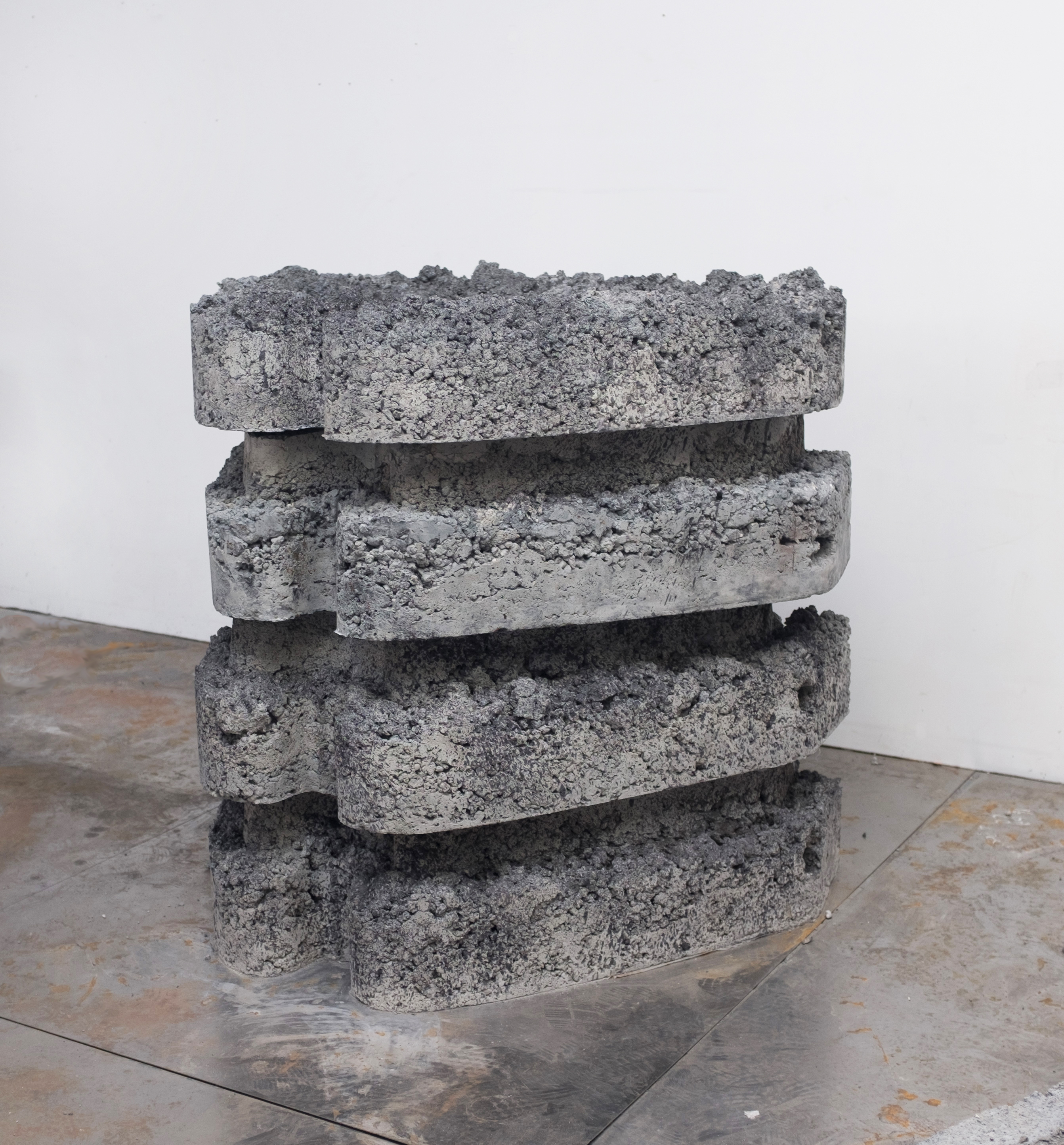 Tiril Hasselknippe, Balcony (ribbevegg), 2018, cast concrete, 40h x 34w x 41d in.