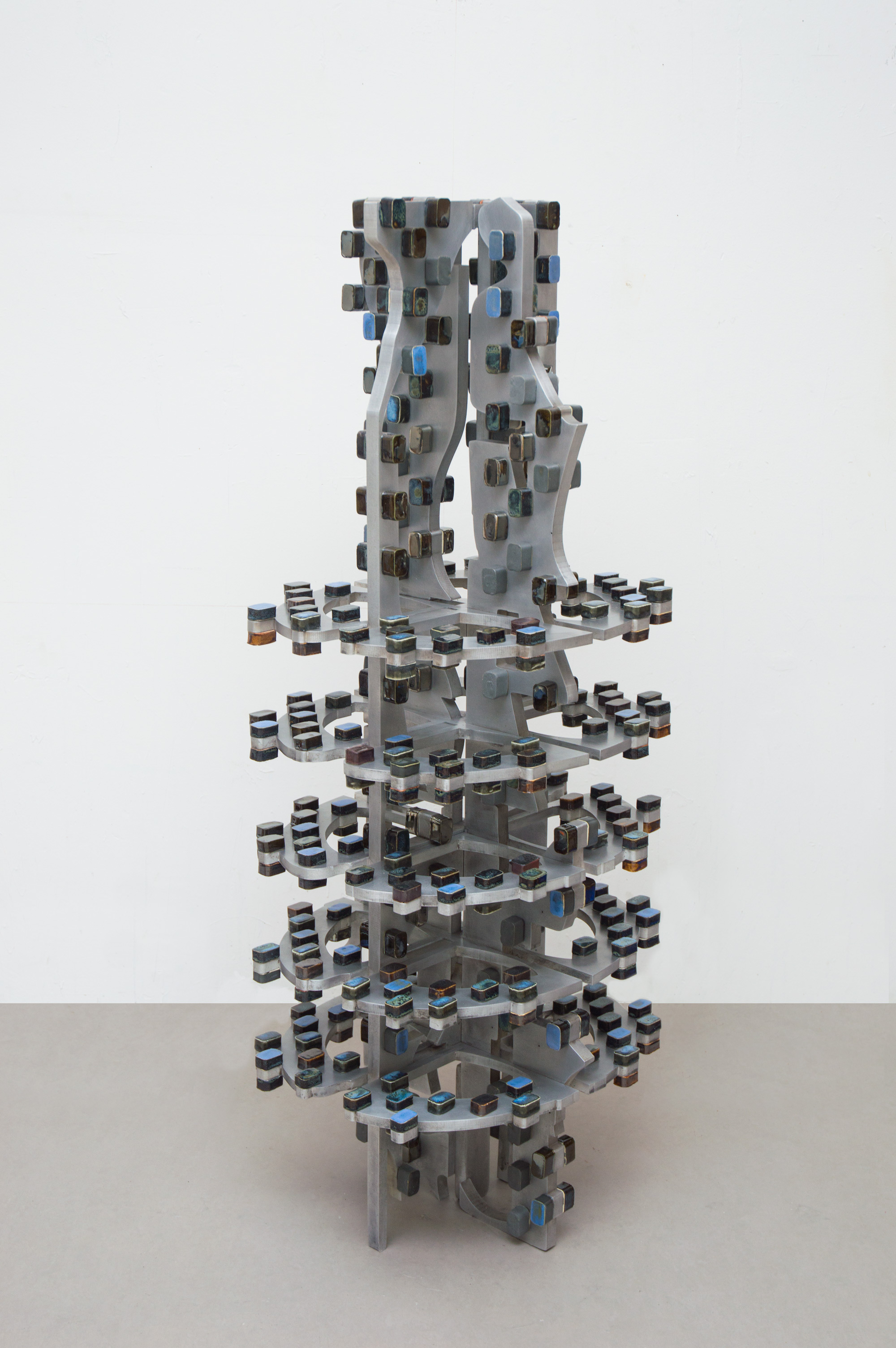 Anne Libby, Task View, 2019, aluminum, glazed ceramic, 50h x 19w x 16d in.