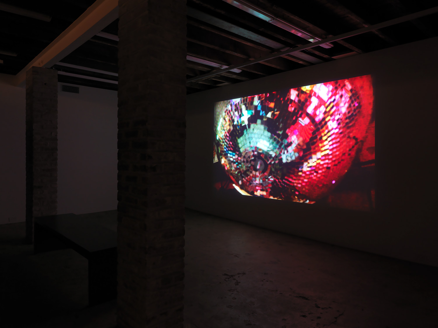 Keren Cytter, Rose Garden, 2014, digital HD video with sound, 8 min, 57 sec. Edition 4 of 5 + 2 Artist Prints. Courtesy of the artist and Pilar Corrias.