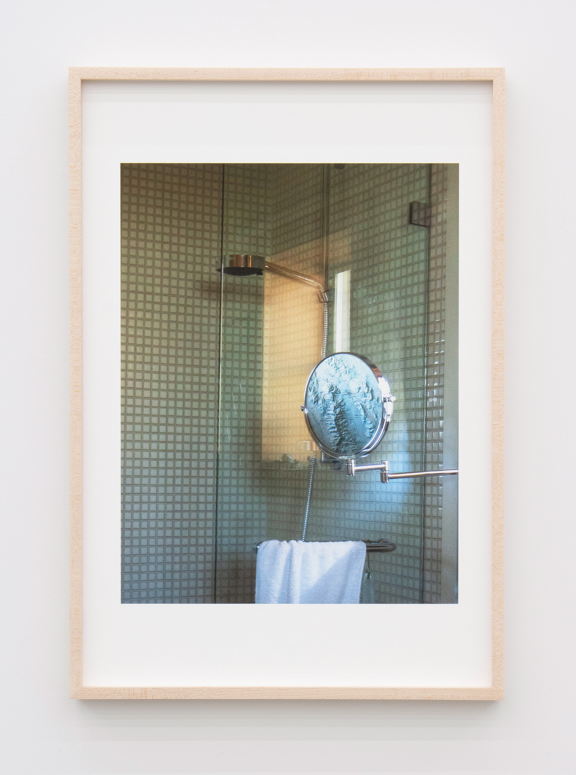 Jennifer Bolande, Mirror Topology, 2023, Archival pigment print, 19 x 13 in.