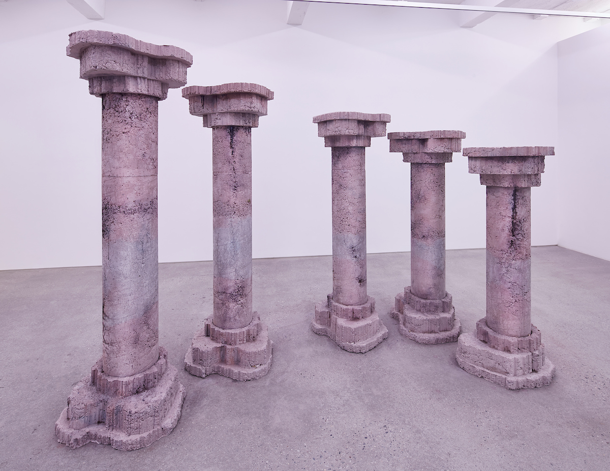 Tiril Hasselknippe, Braut, 2020, Concrete, pigment, rebar, seashells, moss, crab, stones, gravel, sand, coal, water, Dimensions Variable